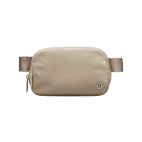 Lululemon Everywhere Belt Bag 1L